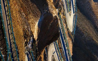 乌鲁木齐轮台旅游怎么玩？