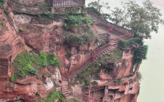 四川乐山周边有哪些必游景点？