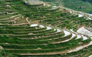 8月底加榜梯田自驾游攻略？