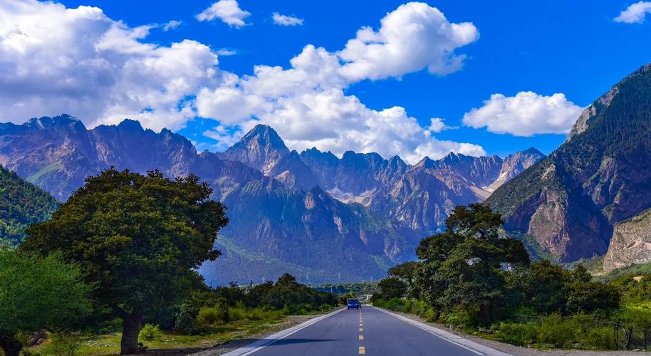 自驾318川藏线，攻略与路况关键点？-第1张图片-星月文旅