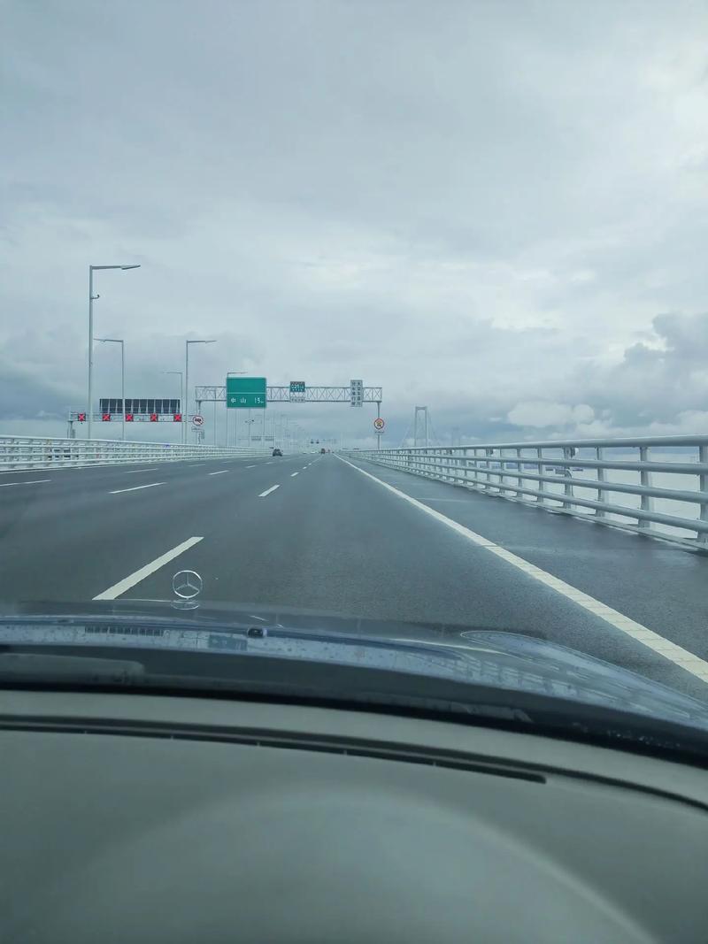 深圳到湛江自驾,边走边玩有哪些必打卡?-第1张图片-星月文旅 深圳到湛江自驾,边走边玩有哪些必打卡?-第1张图片-星月文旅