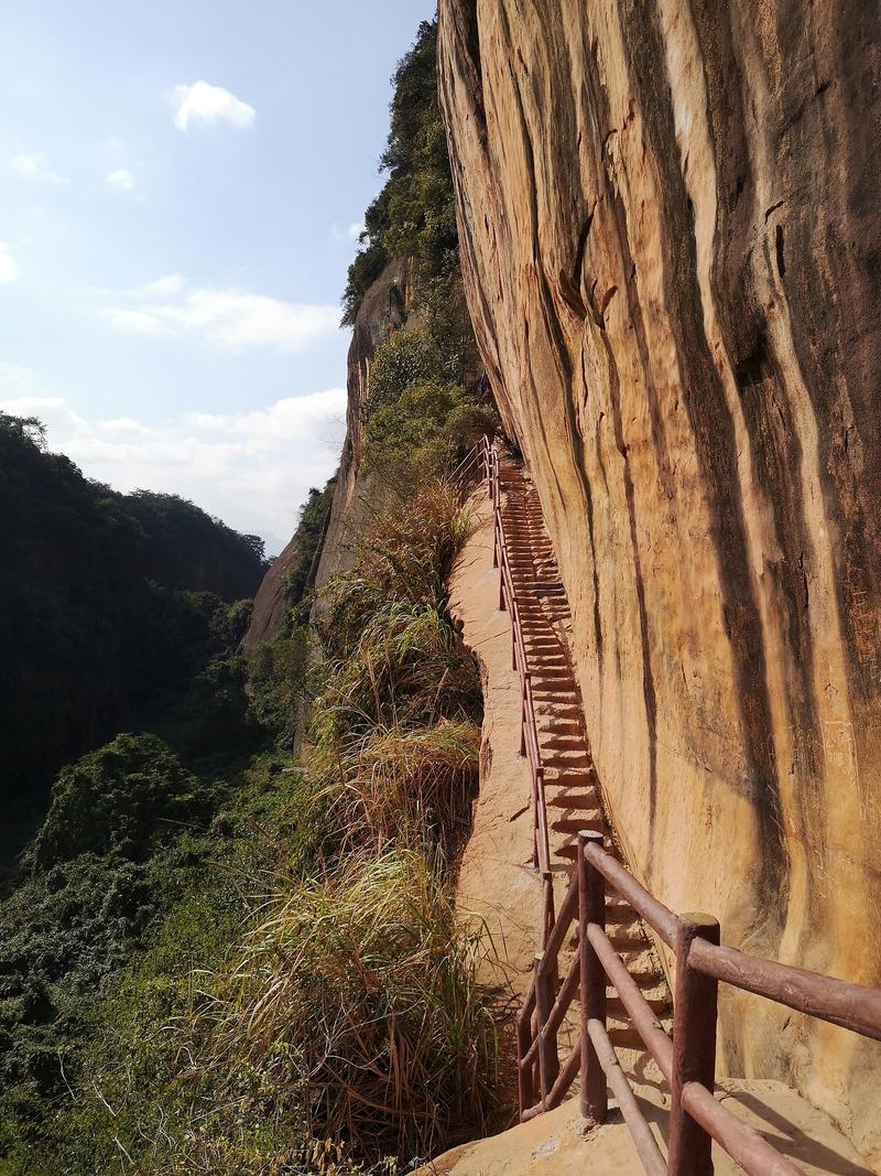 浙江爬山哪处景点最值得一去？-第1张图片-星月文旅