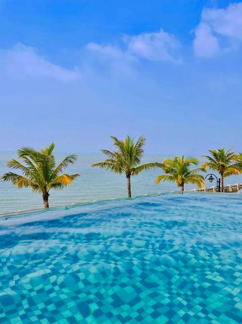 海泉湾万人自驾游有何特色？-第1张图片-星月文旅