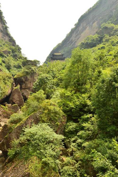 天赐温泉二日自驾路线怎么安排？-第3张图片-星月文旅