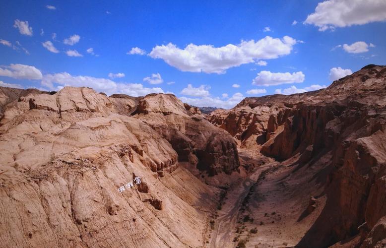 柴达木盆地有哪些必游景点？-第1张图片-星月文旅