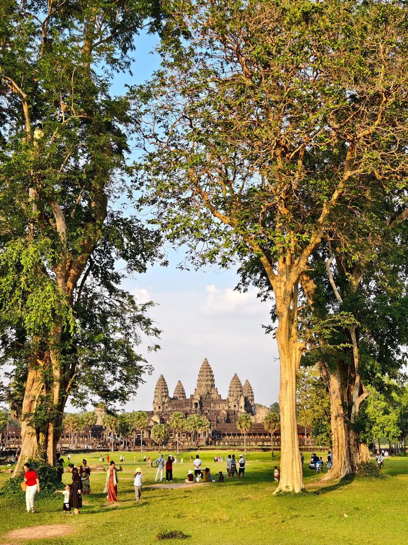 2025吴哥窟旅游怎么玩才最地道?-第1张图片-星月文旅 2025吴哥窟旅游怎么玩才最地道?-第1张图片-星月文旅