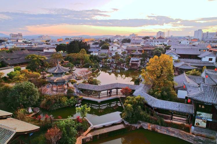 自驾游建水朱家花园怎么玩最省心?-第3张图片-星月文旅 自驾游建水朱家花园怎么玩最省心?-第3张图片-星月文旅