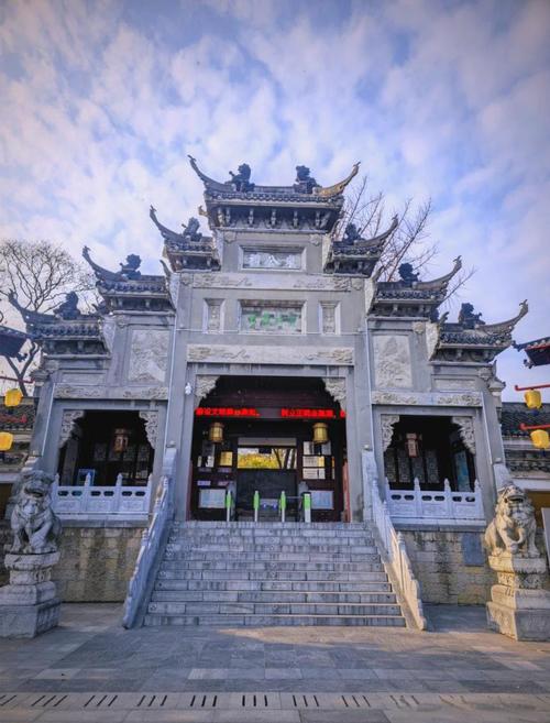 湖北襄阳附近有哪些必游景点?-第1张图片-星月文旅 湖北襄阳附近有哪些必游景点?-第1张图片-星月文旅