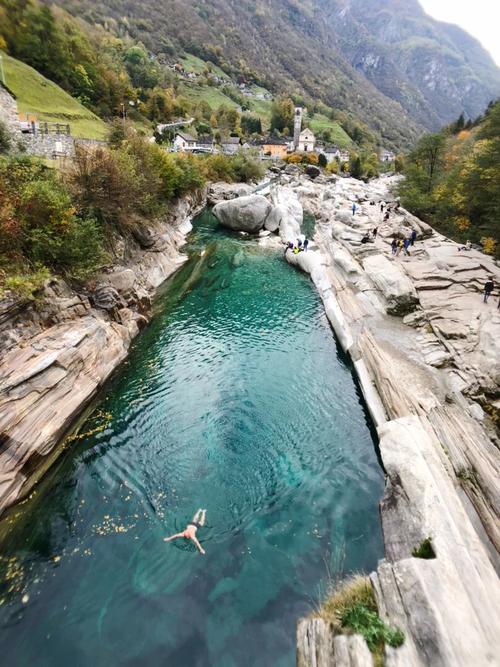 Locarno旅游必去哪里？攻略怎么玩才最省心？-第2张图片-星月文旅