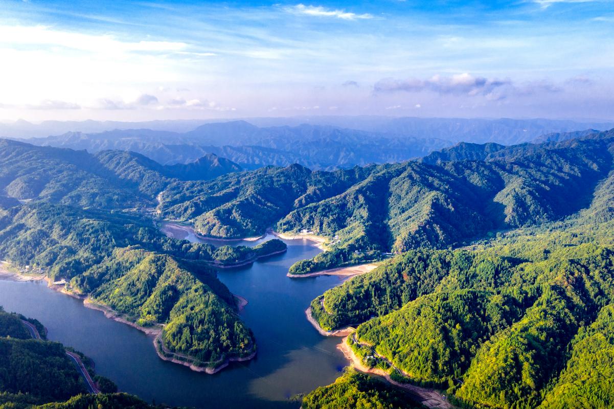 石柱黄水森林公园自驾怎么玩最尽兴？-第3张图片-星月文旅