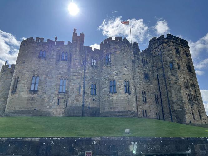 Alnwick旅游怎么玩？必去景点有哪些？-第2张图片-星月文旅