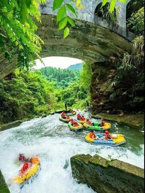 老虎谷暗河漂流 自驾游-第3张图片-星月文旅