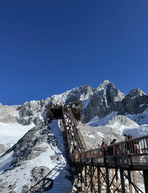 成都到玉龙雪山旅游攻略-第3张图片-星月文旅