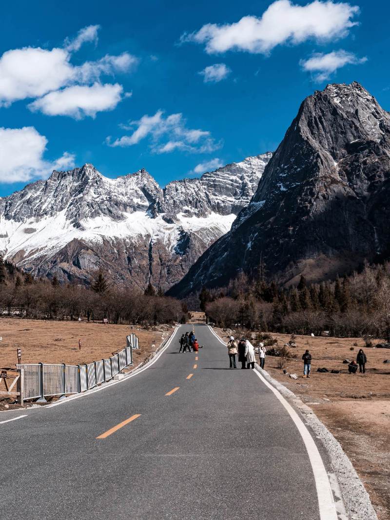 成都 四姑娘山 自驾游-第2张图片-星月文旅