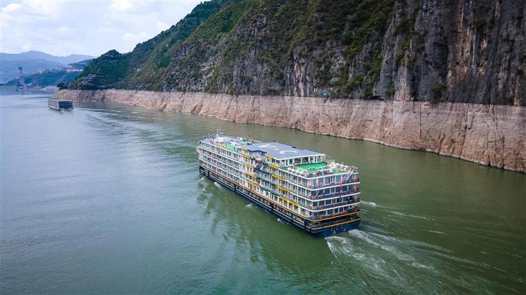 维多利亚凯蒂号旅游攻略有哪些亮点？-第2张图片-星月文旅