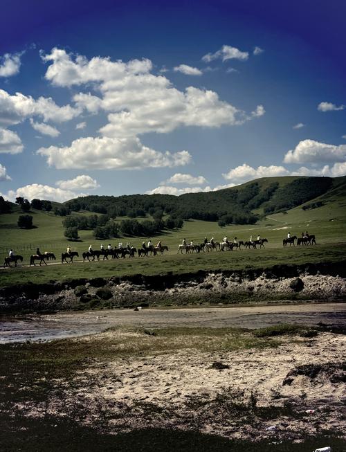 内蒙古草原自驾游需做哪些准备？-第1张图片-星月文旅