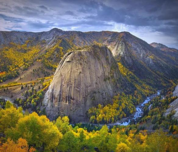 可可托海自驾游怎么玩才尽兴？-第2张图片-星月文旅