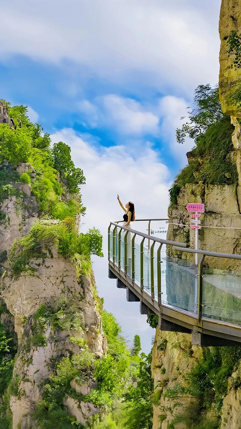 河南山区有哪些必打卡景点？-第1张图片-星月文旅