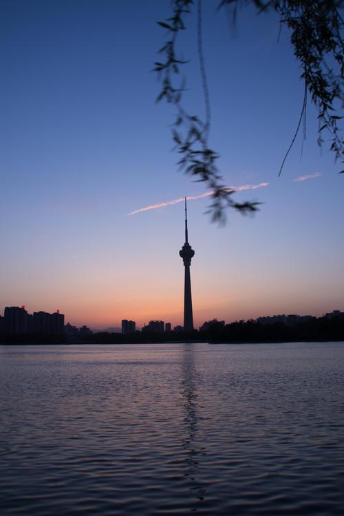 中央电视塔二日自驾游怎么安排最尽兴？-第3张图片-星月文旅