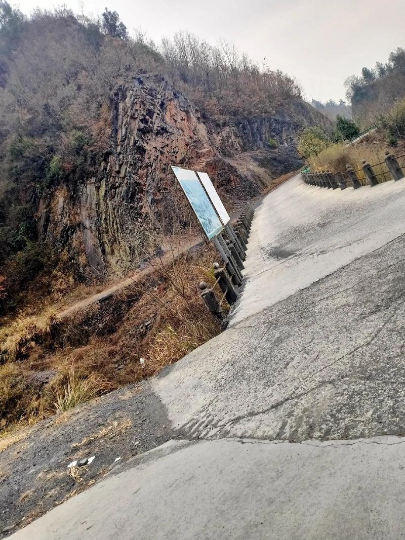 天祝小三峡自驾路况怎么样？-第1张图片-星月文旅