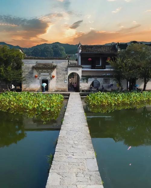 西递宏村自驾两日游怎么安排？-第3张图片-星月文旅