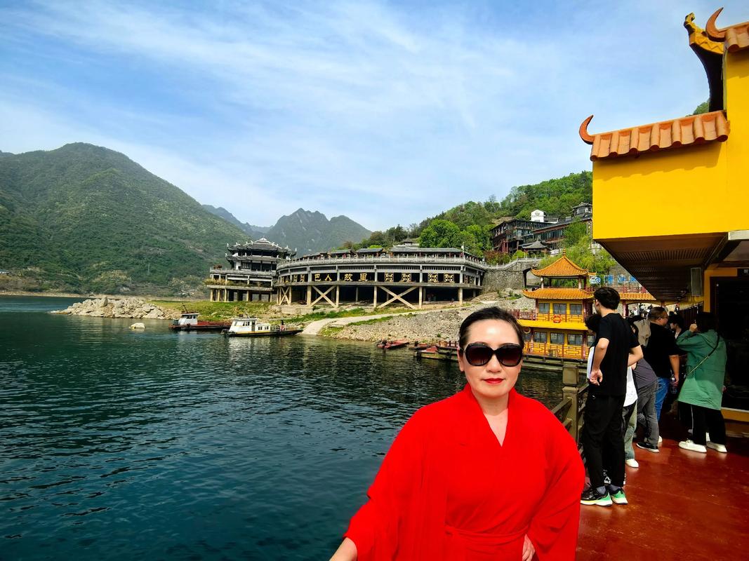 宜昌长阳有哪些必游景点？-第1张图片-星月文旅