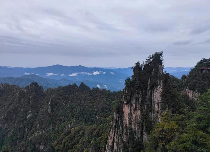 栾川老君山自驾游怎么玩最省心？-第2张图片-星月文旅