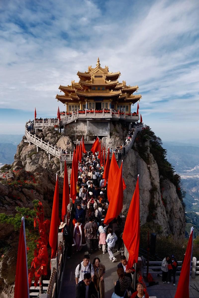 栾川老君山自驾游怎么玩最省心？-第1张图片-星月文旅