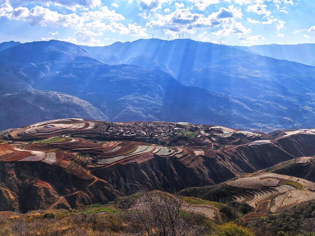 云南东川红土地旅游攻略-第2张图片-星月文旅