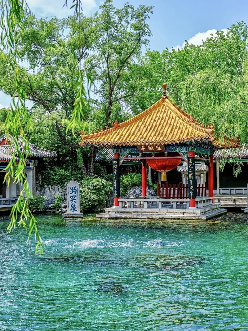 济南有哪些必游景点？-第1张图片-星月文旅