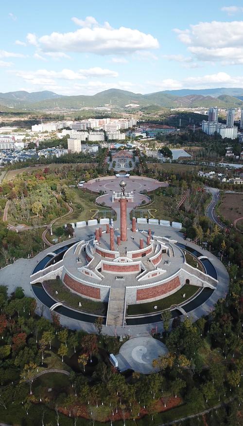 楚雄彝族自治州旅游景点-第2张图片-星月文旅